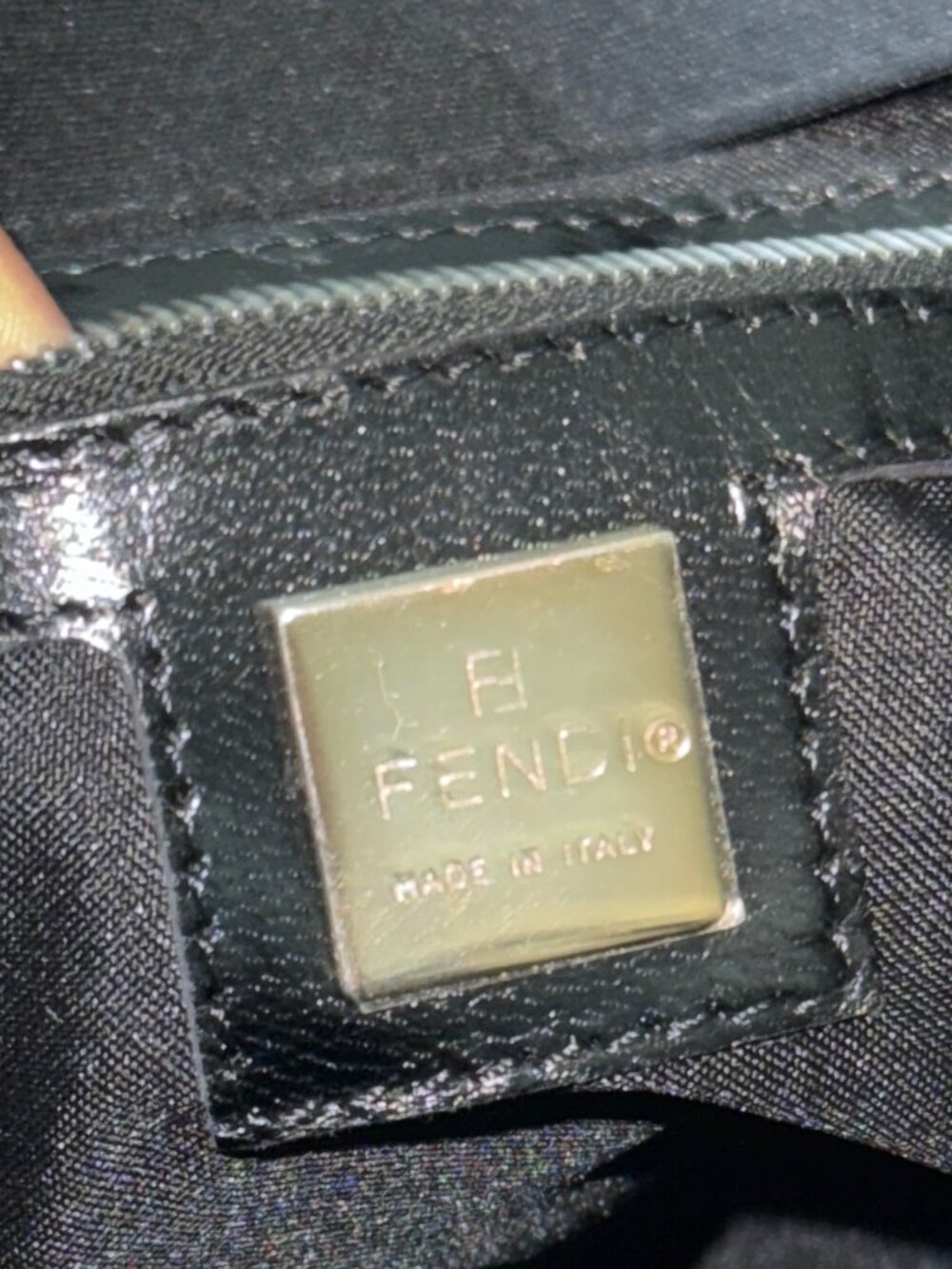 Fendi Neoprene Vintage Baguette Tote Black - Picture 3 of 8